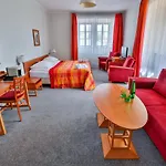 Отель Lh Dvorak Congress & Wellness Табор